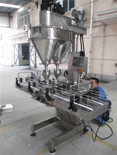 Stroj za polnjenje praškastega tipa (dvojna glava)